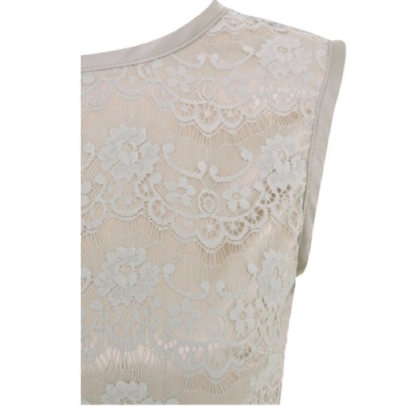 [HOUSE OF CB] Cream Lace Two-Piece Set - Picture 6 of 7